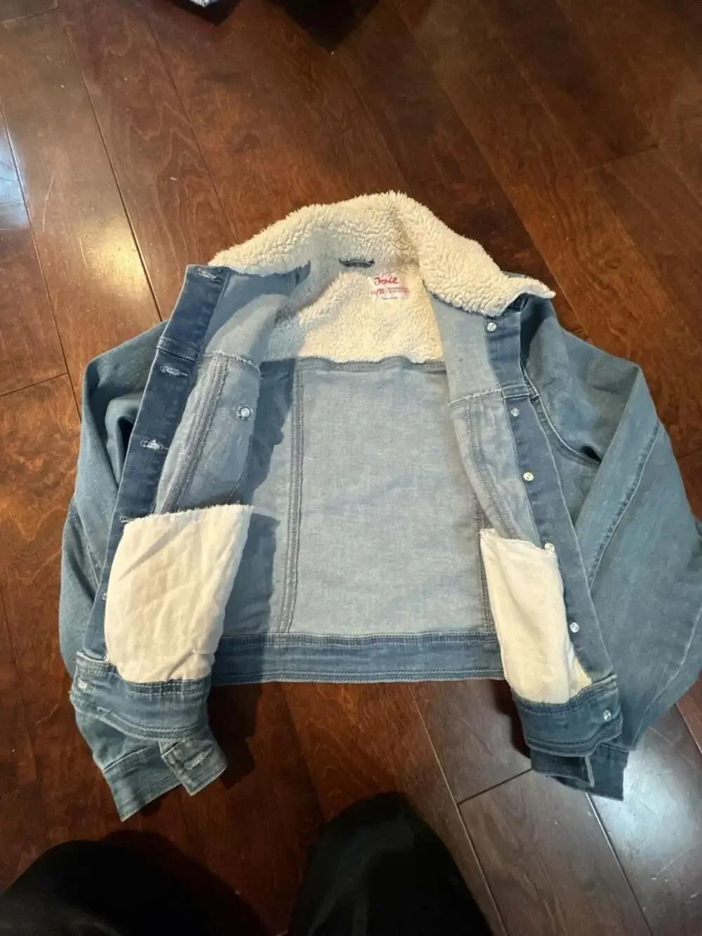 Justice Women's Denim Trucker Jacket with Sherpa Lining, Size 18/20. Med-large